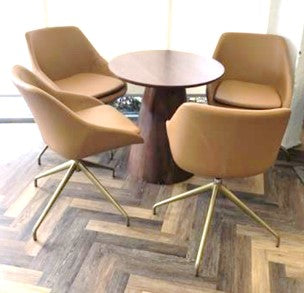Zurich Chair - tan/gold swivel